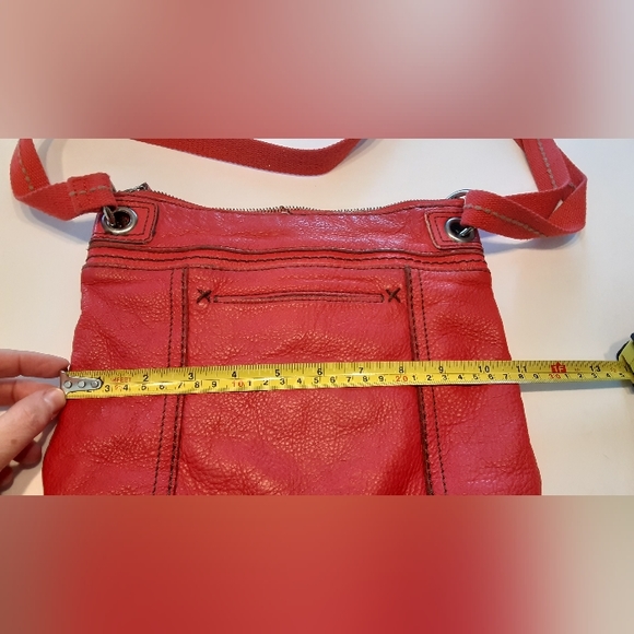 The Sak Red Midsize 100 % Leather Crossbody Purse - Picture 5 of 9